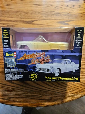 Kit fundido a presión Ford Thunderbird Revell 1/25 American Graffiti '56 Foto 1 de 2