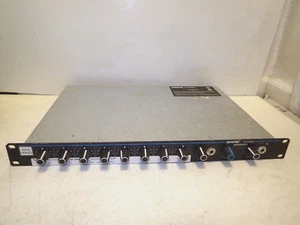 Shure SCM800 8-Channel Pro Audio Microphone Mixer Rack Mount - Picture 1 of 5