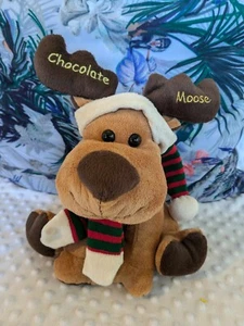 Posh Paws Schokoladenelch trägt Schal Weihnachten weiches Plüschtier 10 Zoll - Bild 1 von 9