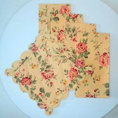 Set of 5 ROMANTIC FRENCH COUNTRY ROSES Cloth Napkins & Hot Pad Pot Holder - Image 1 of 4