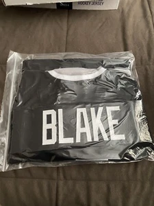 Rob Blake signed jersey Beckett COA - Picture 1 of 3