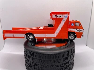 Camión rampa Dodge Coe 1966 M2 - 1:64 - suelto Foto 1 de 4