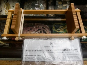 KLASS & GESSMANN BEAD LOOM SOLID OAK WOOD MADE IN GERMANY - Picture 1 of 2