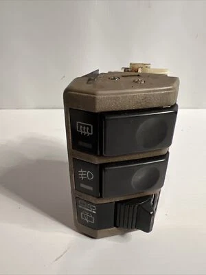 Nissan 300ZX Z31 1987 2+2 luz antiniebla descongelante limpiaparabrisas interruptor marrón Foto 1 de 4