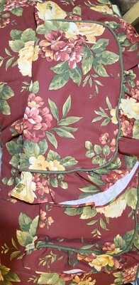 Juego de 4 piezas Edredón Waverly KING Floral Manor Borgoña Amarillo Std Shams Falda Cama Foto 1 de 4