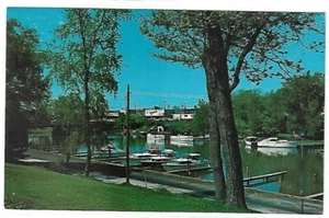 VTG Postcard - Small Boat Mooring Basin - Kenosha, Wisconsin - Picture 1 of 2