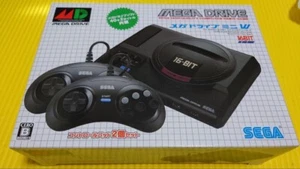Sega Mega Drive Mini HAA2520 2 Controller Set 16 bit Game Console 42 titles Used - Picture 1 of 3