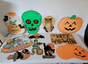 Set Of 17 Vtg Halloween Die-cut Cut Outs Collectible Window Decorations Used - Picture 1 of 15