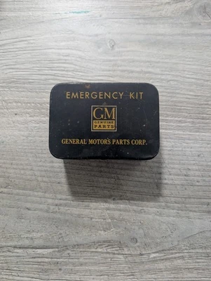 vintage GM Emergency Kit 601651 38 39 40 41 OLDSMOBILE CHEVY BUICK PONTIAC BULBS - Image 1 of 4