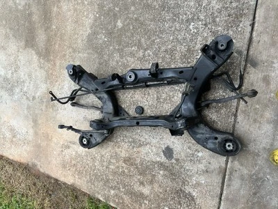 Dodge Charger Chrysler 2011-2014 suspensión trasera motor base conjunto OEM Foto 1 de 4