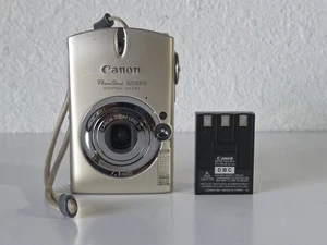 Canon PowerShot SD550 Digital Elph Digital Camera *Broken Screen* - Picture 1 of 8