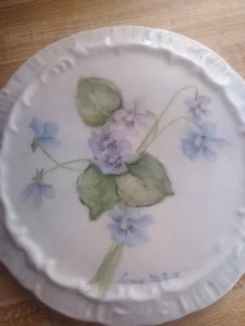 Vintage handbemalt Floral Violett Porzellan Tortenplatte/Tee Untersetzer signiert 6,25" - Bild 1 von 5
