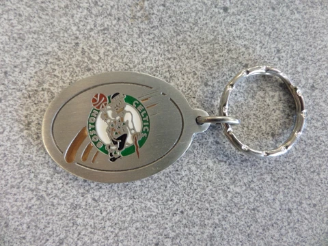 BOSTON CELTICS PEWTER KEY CHAIN Cover