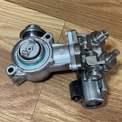 Bomba de combustible de alta presión A2710703701 para Mercedes-Benz C250 SLK250 2012-2015 1,8 L Foto 1 de 4