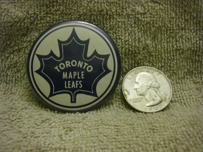 1960s Pinback Button NHL Hockey Toronto Maple Leafs vintage - Image 1 of 2