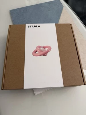 Ikea X Gustaf Westman STRÅLA LED Lámpara de Mesa Decorativa, Plástico/Batería Rosa Foto 1 de 4