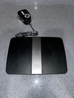 Cisco Linksys EA4500 450 Mbps Gigabit Dual Band Wi-Fi Wireless N900 Router - Image 1 of 4