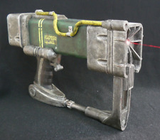 3D printed ARE7 Laser Pistol Fallout COSPLAY 1/1