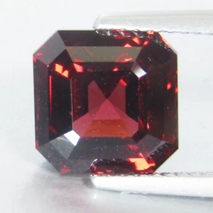 5.78Cts Ravishing Raspberry Pink Rhodolite Garnet Radiant Cut Gemstone Ref-VDO! - Picture 1 of 4