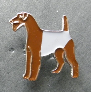 AIREDALE TERRIER DOG LAPEL HAT PIN BADGE 7/8 INCH - Picture 1 of 1