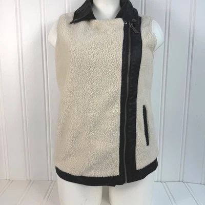 Женский флисовый жилет JouJou Sherpa Цвет черный Отделка из искусственной кожи Мото Стиль Размер S - Изображение 1 из 4