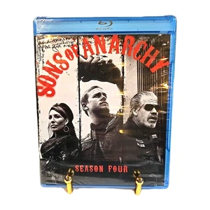New Sealed Sons Of Anarchy: Season Four (Blu-ray) Widescreen Special Features - Picture 1 of 3