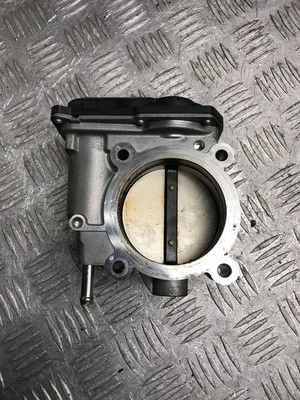 Lexus RX 450H 2019 Petrol / electricity throttle valve 2203031090 DRA66867 Foto 1 de 4