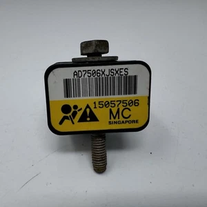 CHEVY TAHOE SILVERADO YUKON ESCALADE FRONT  SENSOR OEM 15057506 - Picture 1 of 5