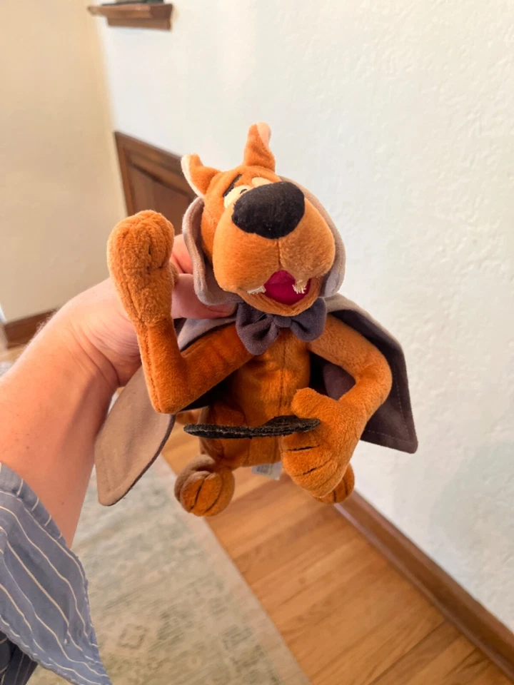 Scooby Doo Vampiro Peluche Toons Of Terror De Colección Warner Bros Peluche Perro Foto 1 de 4