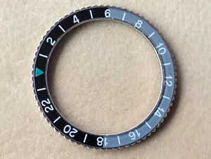 Inserto e lunetta acrilico nero/grigio originale vintage anni 60 Zodiac Aerospace GMT - Foto 1 di 24