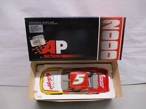 2000 Action Terry Labonte Kelloggs 1/24 - Picture 1 of 3