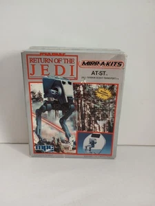 Star Wars Return of the Jedi Mirr-A-Kits AT-ST 1984 Model Kit 4-1105 damaged box - Picture 1 of 10