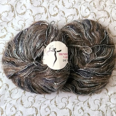 Dune by Trendsetter Yarns -41% Mohair/30% Acrylic/12% Viscose/11% Nylon/6% Metal - Image 1 of 4