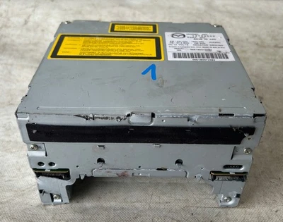 Mazda BR2B-66-AR0 14794008 Radio ohne Panel - Bild 1 von 3