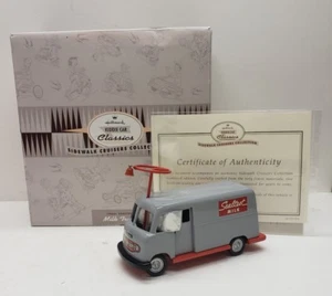  HALLMARK KIDDIE CAR CLASSICS: 1960's MILK TRUCK COLLECTABLE DIECAST  - Picture 1 of 2