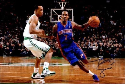 Brandon Jennings authentic signed NBA basketball 10x15 photo |CERT A0002 - Image 1 of 2