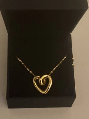 Hollow Tube Twist Heart Necklace 14K Yellow Gold 18" | Kay Jewelers - Image 1 of 4
