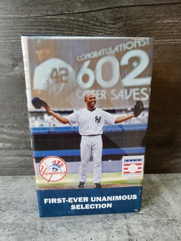 Mariano Rivera HOF Replica Plaque - New York Yankee Stadium Giveaway Fan Gift Cover