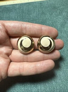 Vintage Ellen Designs Emaille goldfarbene Clip Ohrringe - Bild 1 von 5