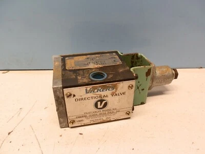 VICKERS Directional Valve 291830 DG4S4 012A 24DC 50 - Bild 1 von 4