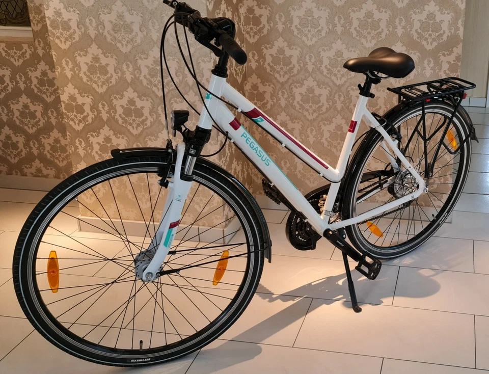Trekkingrad Fahrrad PEGASUS PIAZZA 21, Damen Trapez Modell 2020 - wenig benutzt - Bild 1 von 4