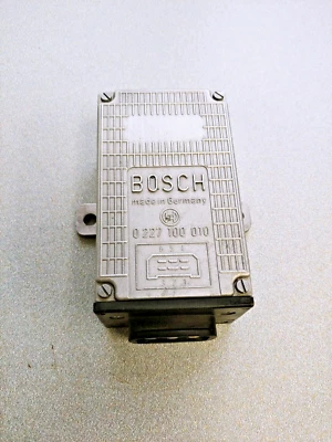 NICE USED ORIGINAL GENUINE BOSCH PORSCHE 924 AUDI 6 PIN CDI BOX MODULE - Image 1 of 4
