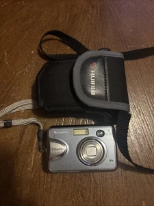 Fujifilm FinePix A360 4.1MP Blue Digital Camera Working No Snap Button - Picture 1 of 4