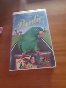 Paulie (VHS, 1998, Clamshell) - Picture 1 of 9