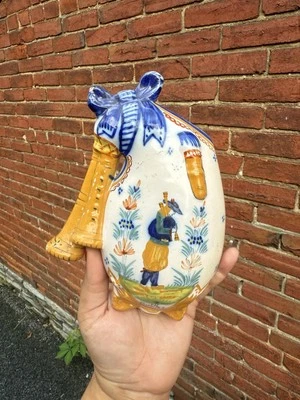 VINTAGE WALL POCKET VASE bagpipes CERAMIC HR QUIMPER FRANCE circa 1900s' - Image 1 of 4