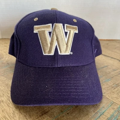 NCAA Washington Huskies Purple Hat Zephyr Adult Size 7 NCAA Fitted Baseball Cap - Image 1 of 4