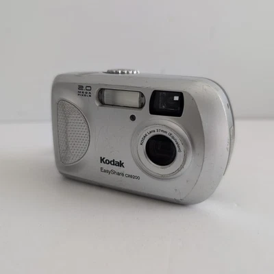 Kodak EasyShare CX6200 2.0MP Compact Digital Camera Parts Only Not Working - Image 1 of 4