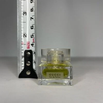 Gucci Eau De Parfum Miniatura Splash Floral Tamaño de Viaje Fragancia Foto 1 de 4