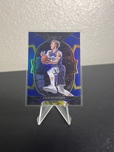 2022-23 Panini Select Lauri Markkanen Concourse Blue Silver Prizm #45 Jazz