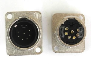Dos nuevos conectores de montaje en panel Neutrik NC7MD-1 7 pines macho XLR. CL - Imagen 1 de 1